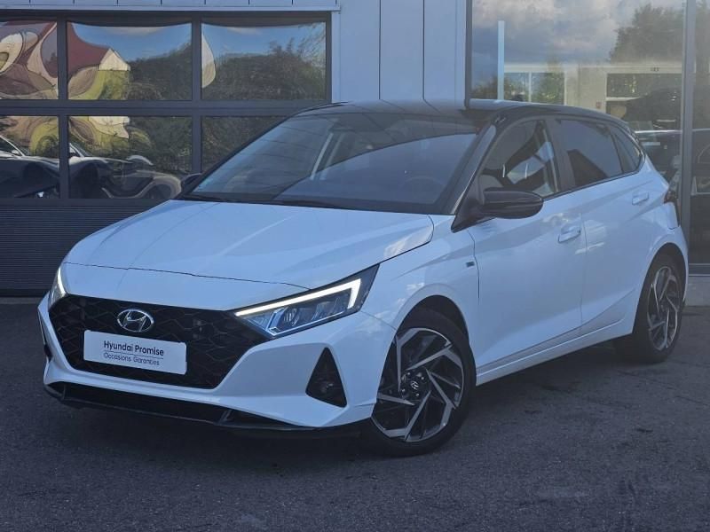Théobald Occasion HYUNDAI i20 essence Berline Blanche